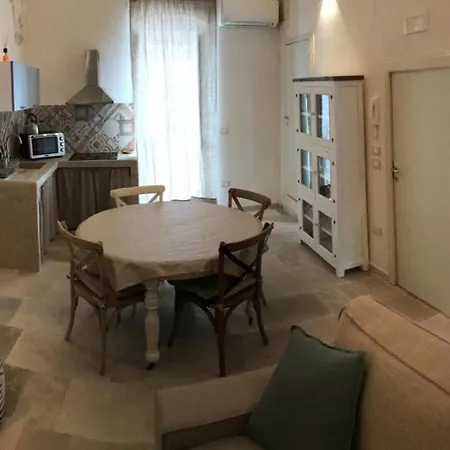 Holiday home Casa Davi, Charming In The Center Of Ostuni